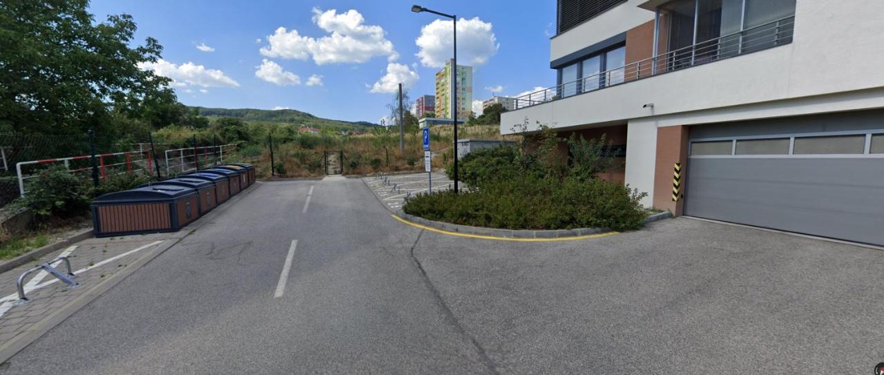 Air-Conditioned, 2 Room Apartment With Balcony, New Building Raca Μπρατισλάβα Εξωτερικό φωτογραφία